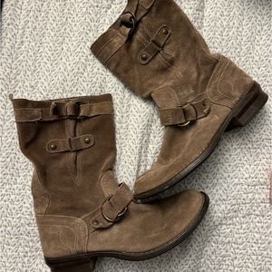 Brown boots size 38